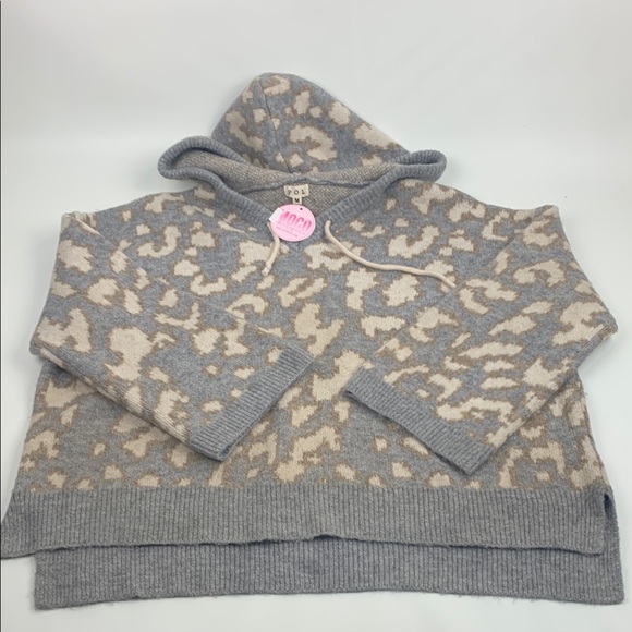 POL Gray Cream Jungle Boogle Hoodie Sz Medium oversized Animal print sweater NEW - Picture 1 of 14